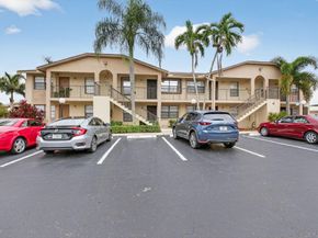 9430 Boca Cove Cir 214, Boca Raton FL 33428