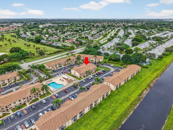 9430 Boca Cove Cir 214, Boca Raton FL 33428
