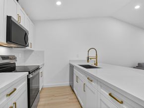 9430 Boca Cove Cir 214, Boca Raton FL 33428