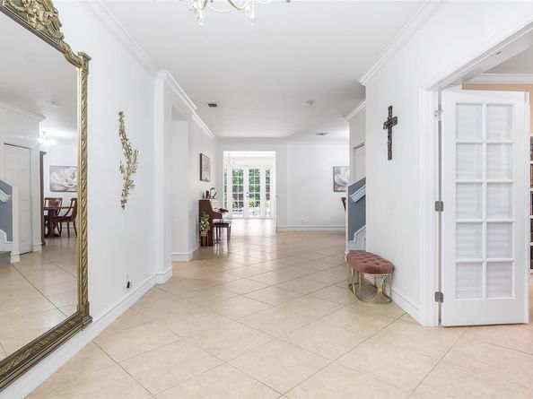 1469 Kite Ct, Weston FL 33327