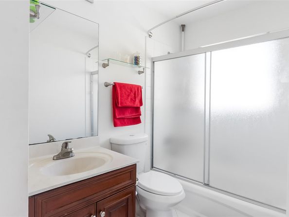 1469 Kite Ct, Weston FL 33327