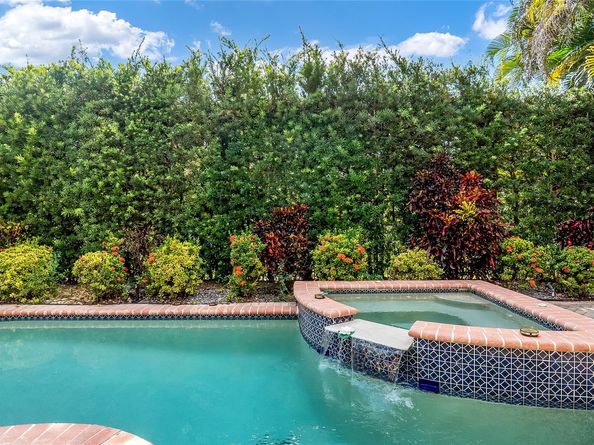 1469 Kite Ct, Weston FL 33327