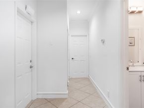 1469 Kite Ct, Weston FL 33327