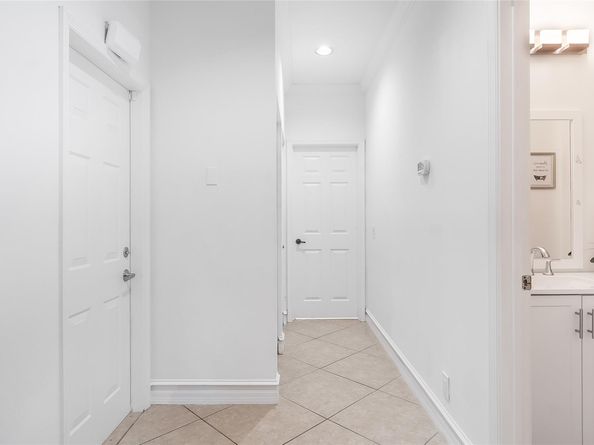 1469 Kite Ct, Weston FL 33327