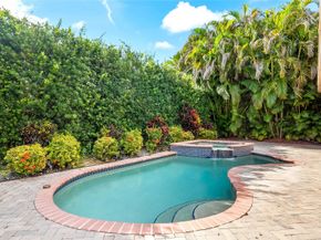 1469 Kite Ct, Weston FL 33327