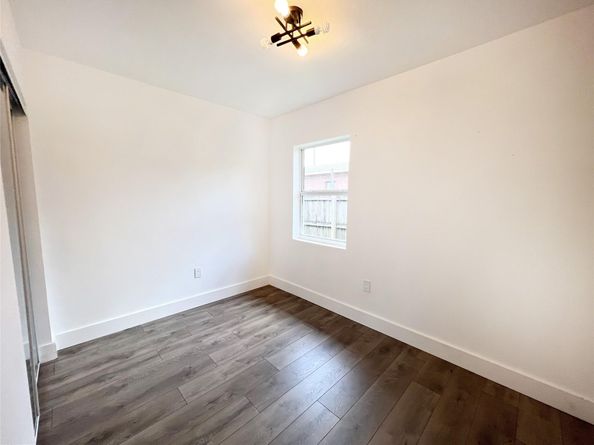 701 NW 21st Ter, Fort Lauderdale FL 33311