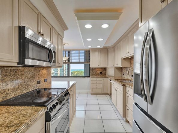 936 Intracoastal Dr 12C, Fort Lauderdale FL 33304