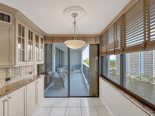 936 Intracoastal Dr 12C, Fort Lauderdale FL 33304