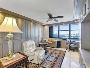 936 Intracoastal Dr 12C, Fort Lauderdale FL 33304