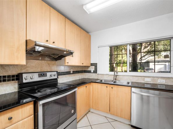 3458 NW 99TH Wy 3458, Coral Springs FL 33065