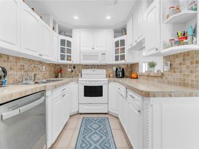 13715 SW 84th Street F, Miami FL 33183