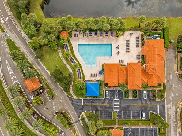 1286 SW 113th Way, Pembroke Pines FL 33025