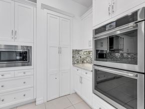 1286 SW 113th Way, Pembroke Pines FL 33025