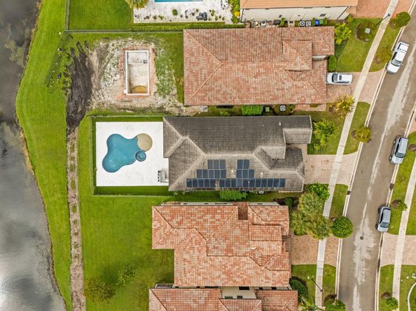 1286 SW 113th Way, Pembroke Pines FL 33025