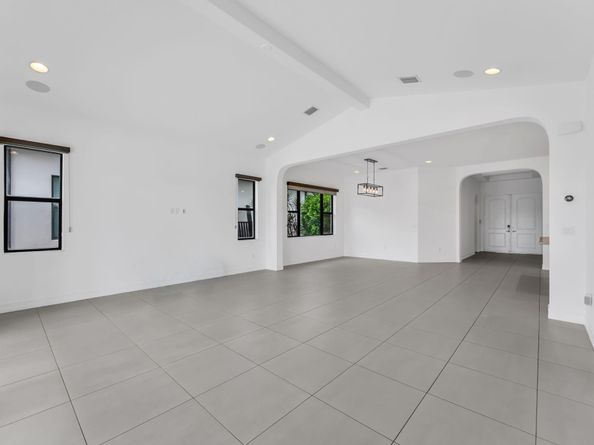 1286 SW 113th Way, Pembroke Pines FL 33025