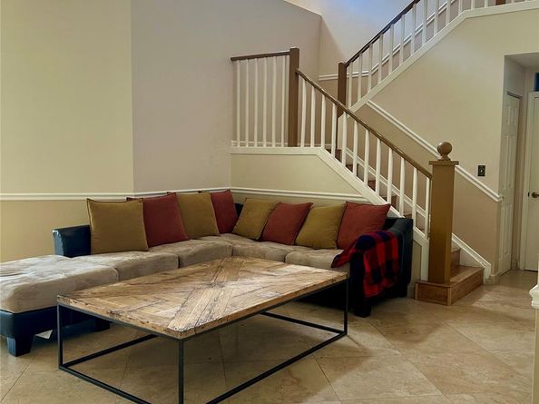 6930 NW 28th St, Margate FL 33063