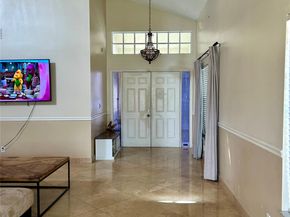 6930 NW 28th St, Margate FL 33063