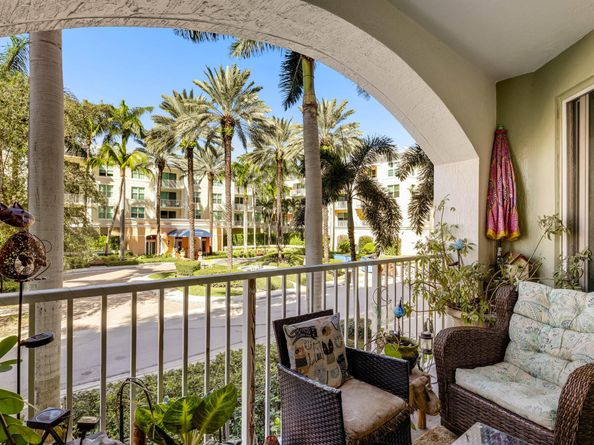 804 E Windward Way 201, Lantana FL 33462