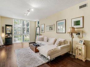 804 E Windward Way 201, Lantana FL 33462