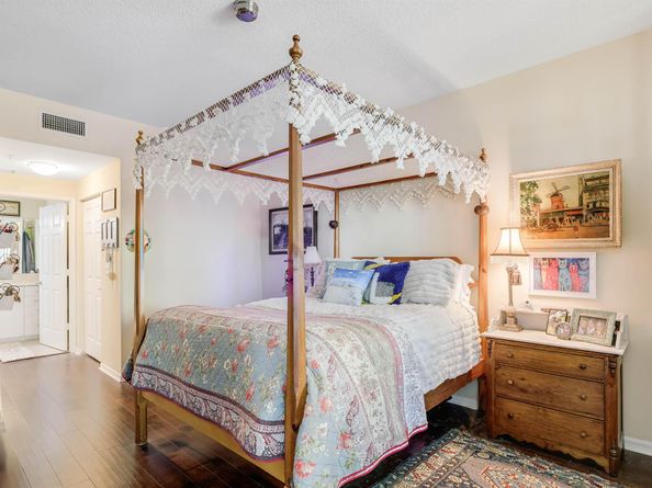 804 E Windward Way 201, Lantana FL 33462