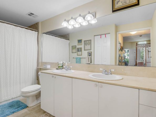 804 E Windward Way 201, Lantana FL 33462