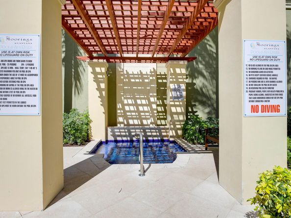 804 E Windward Way 201, Lantana FL 33462