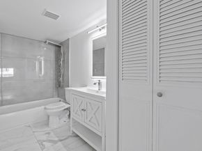 3487 La Palmas Court D1, Greenacres FL 33463