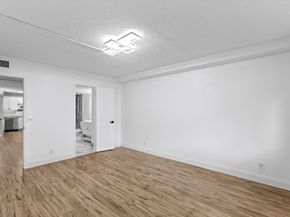 3487 La Palmas Court D1, Greenacres FL 33463