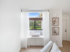 7127 Sportsmans Dr, North Lauderdale FL 33068