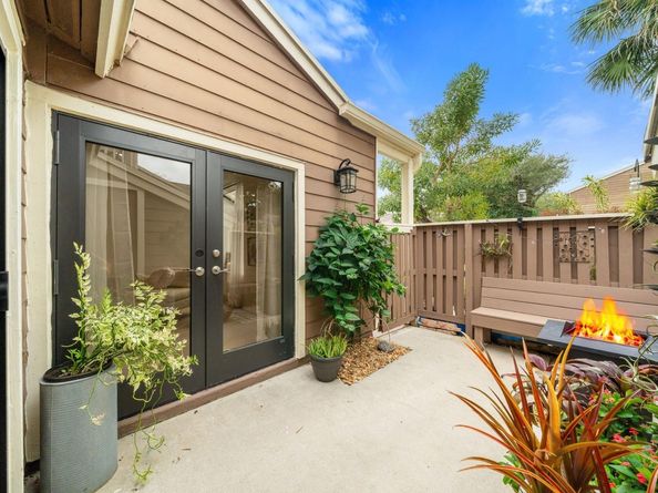 7127 Sportsmans Dr, North Lauderdale FL 33068