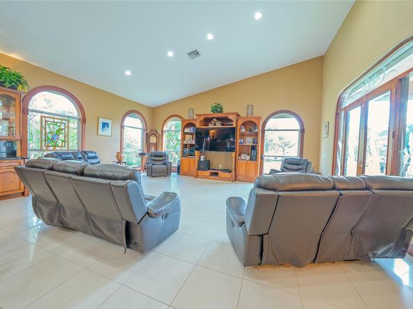 14630 Luray Rd, Southwest Ranches FL 33330