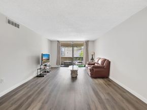 2800 Somerset Drive 218j, Lauderdale Lakes FL 33311