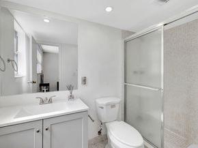 2800 Somerset Drive 218j, Lauderdale Lakes FL 33311