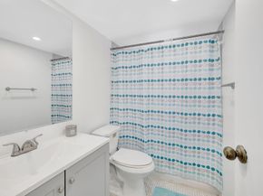 2800 Somerset Drive 218j, Lauderdale Lakes FL 33311