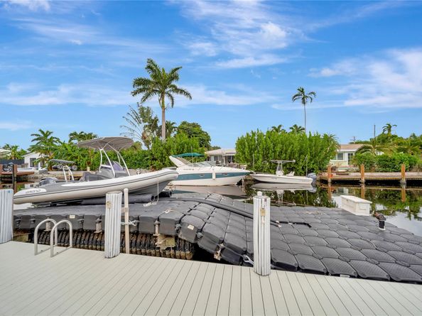909 Mango Isle, Fort Lauderdale FL 33315