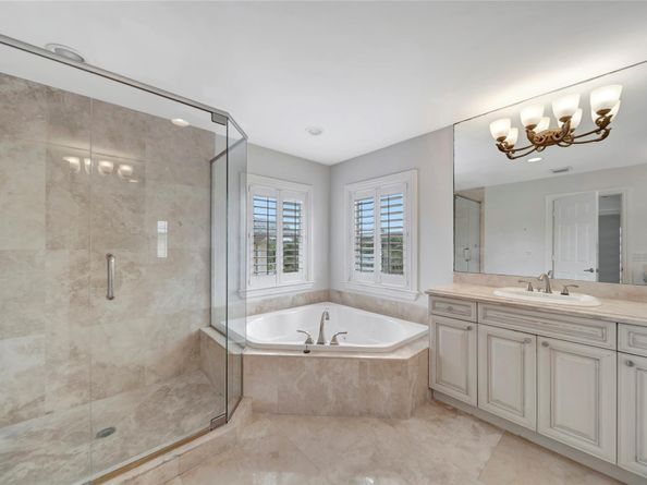 909 Mango Isle, Fort Lauderdale FL 33315