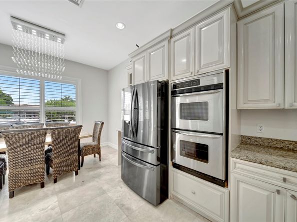 909 Mango Isle, Fort Lauderdale FL 33315