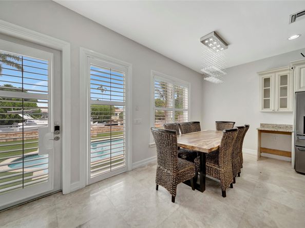 909 Mango Isle, Fort Lauderdale FL 33315