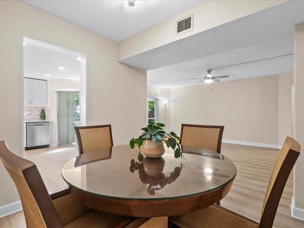 3755 Via Poinciana 611, Lake Worth FL 33467