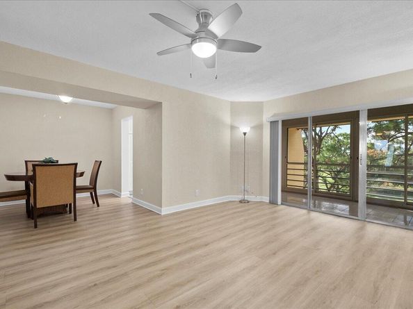 3755 Via Poinciana 611, Lake Worth FL 33467