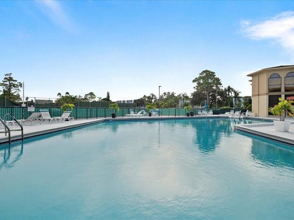 3755 Via Poinciana 611, Lake Worth FL 33467