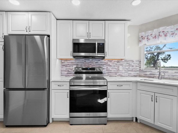 3755 Via Poinciana 611, Lake Worth FL 33467