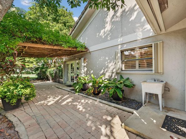 7205 Mandarin Drive, Boca Raton FL 33433