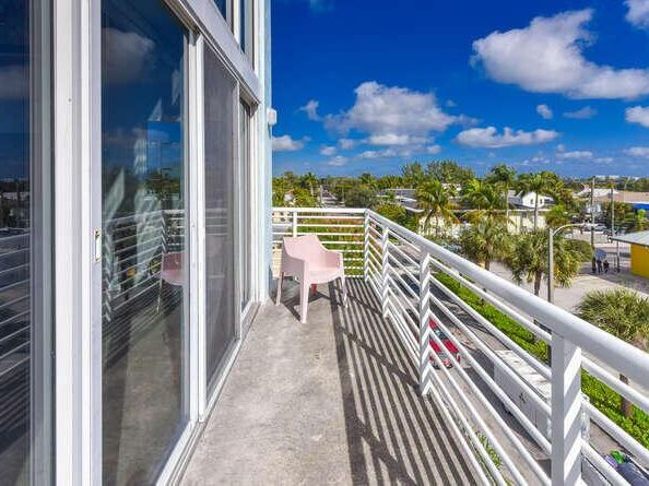 108 Lake Avenue 406, Lake Worth Beach FL 33460