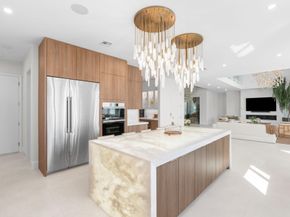 1400 Middle River Dr, Fort Lauderdale FL 33304