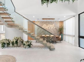 1400 Middle River Dr, Fort Lauderdale FL 33304