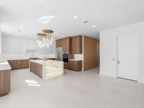 1400 Middle River Dr, Fort Lauderdale FL 33304