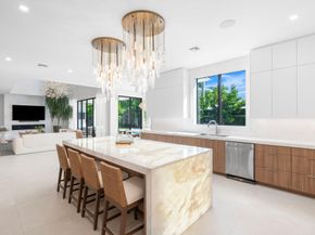 1400 Middle River Dr, Fort Lauderdale FL 33304