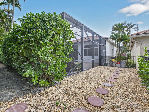 199 Sedona Way, Palm Beach Gardens FL 33418