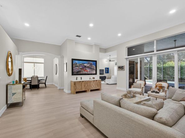 199 Sedona Way, Palm Beach Gardens FL 33418